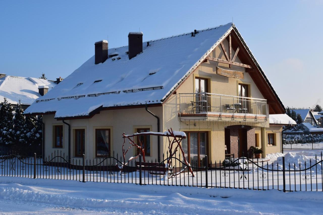 Hotel Gosciniec Klejnot Borowo Esterno foto